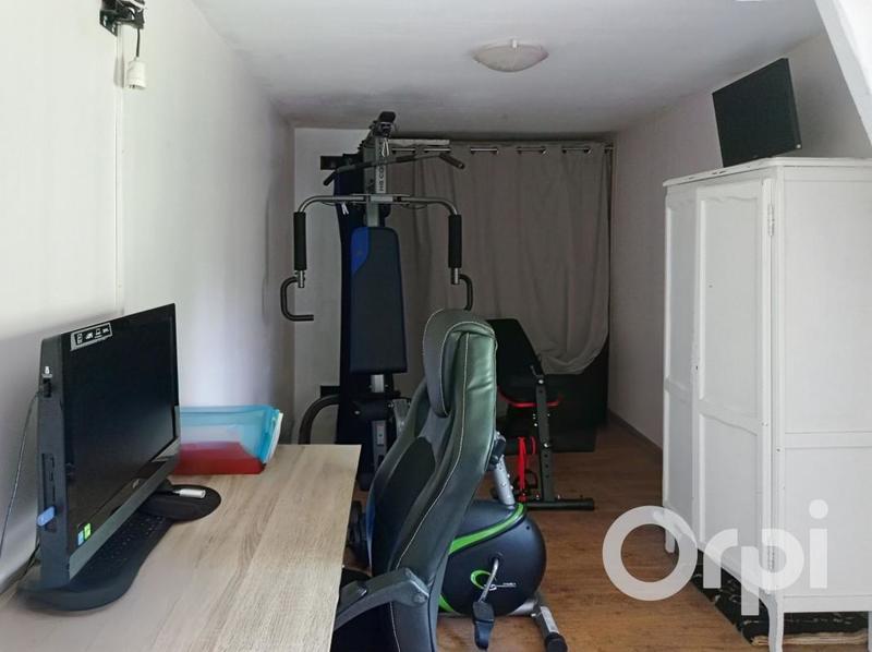 Maison - 99 m² - 5 pièces