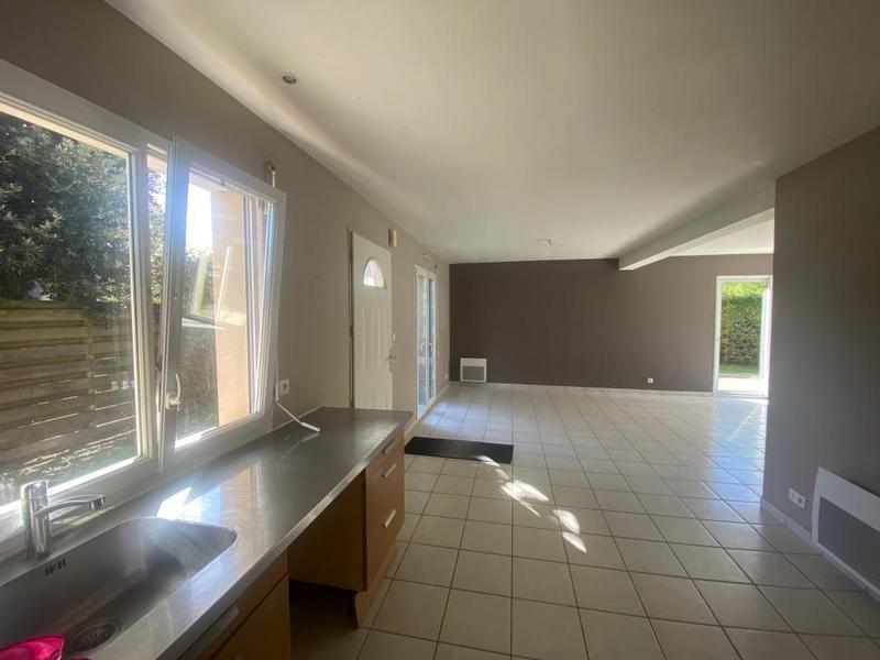 Maison - 101 m² - 5 pièces