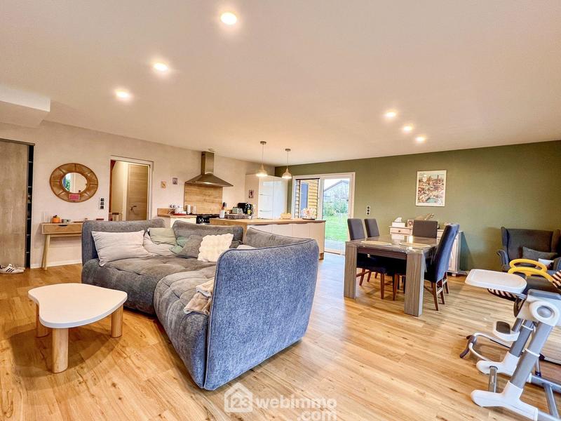 Maison - 122 m² - 5 pièces