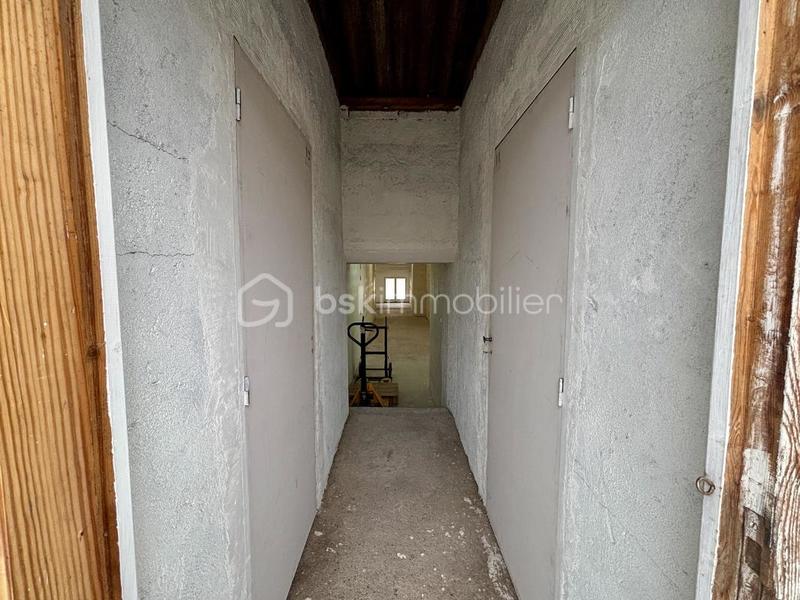 Immeuble - 250 m² - 2 pièces