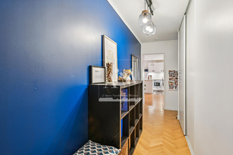 Appartement - 81 m² - 4 pièces