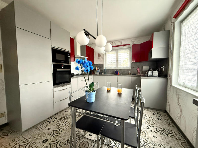 Maison - 160 m² - 7 pièces