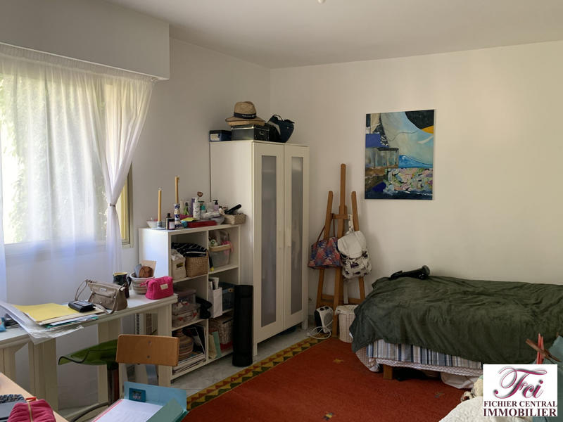 Appartement - 90 m² - 4 pièces