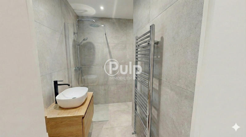 Maison - 141 m² - 6 pièces