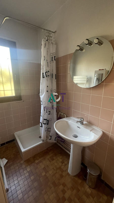 Maison - 121 m² - 6 pièces