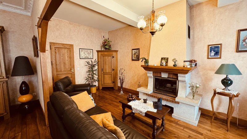 Maison de village - 215 m² - 8 pièces