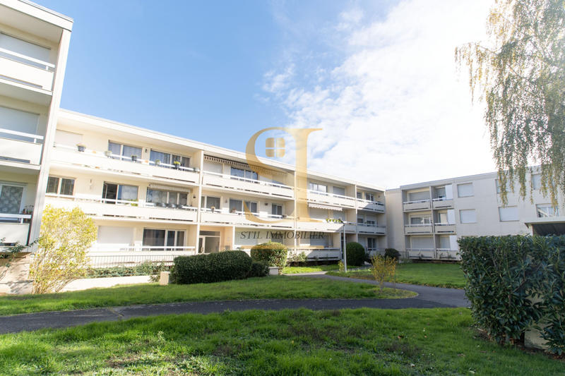 Appartement - 87 m² - 5 pièces