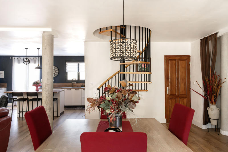 Villa - 180 m² - 7 pièces