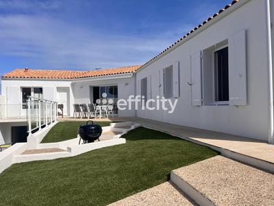 Maison - 152 m² - 6 pièces