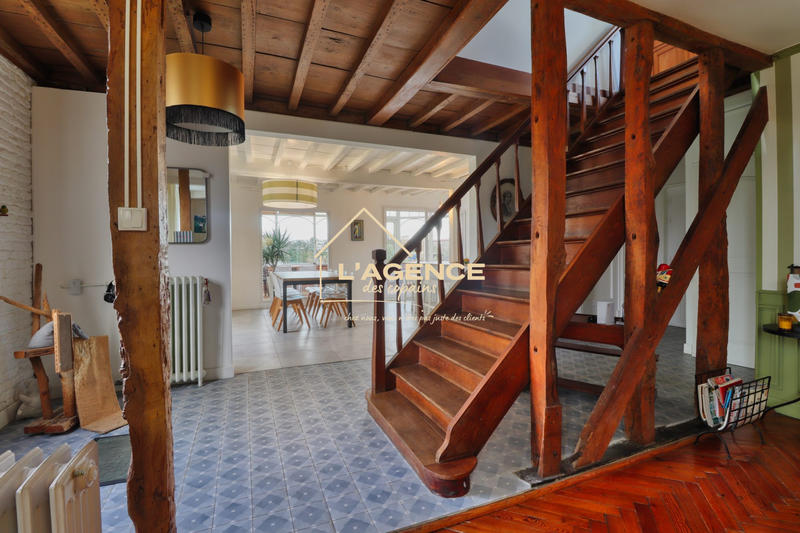 Maison - 192 m² - 6 pièces