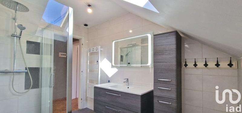 Maison - 143 m² - 7 pièces