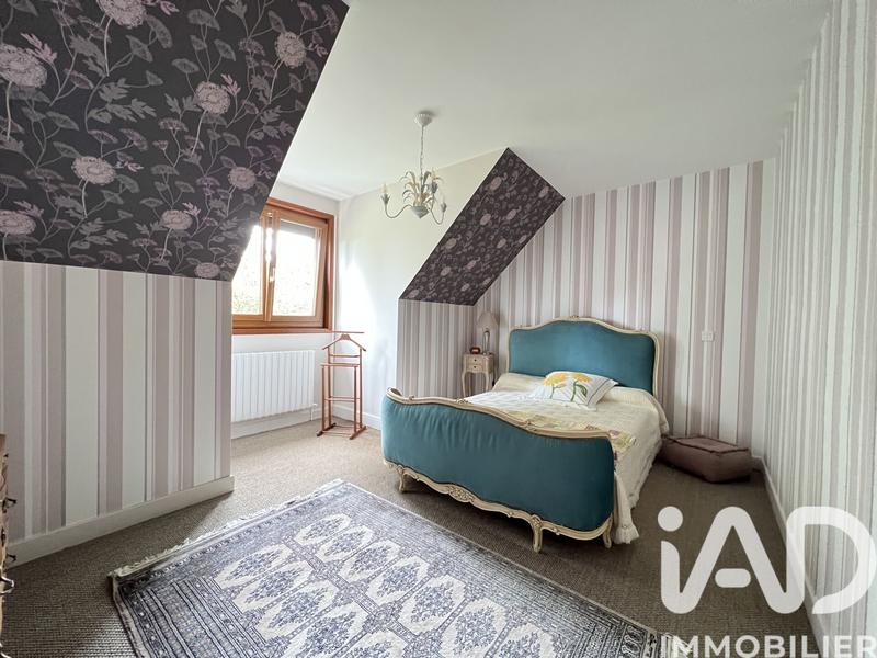 Maison - 274 m² - 6 pièces