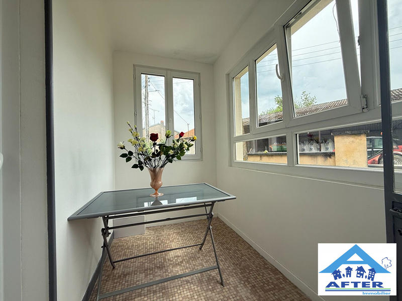 Maison - 237 m² - 8 pièces