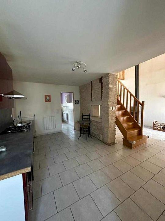 Maison de village - 180 m² - 9 pièces