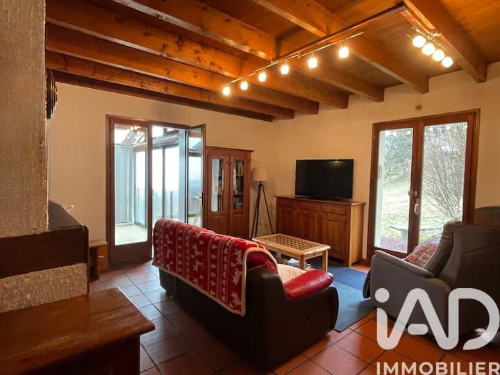 Maison - 138 m² - 6 pièces