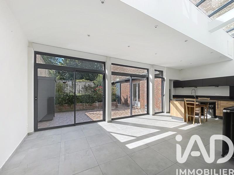 Maison de ville - 242 m² - 8 pièces