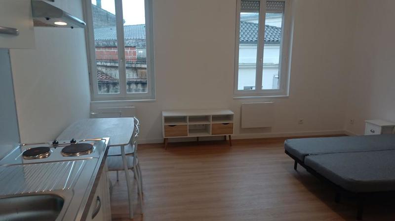 Studio - 24 m² - 1 pièce