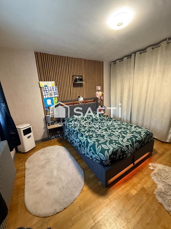 Maison - 122 m² - 6 pièces