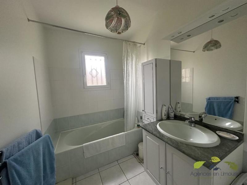 Pavillon - 90 m² - 4 pièces