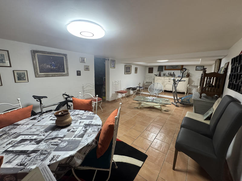 Villa - 160 m² - 10 pièces