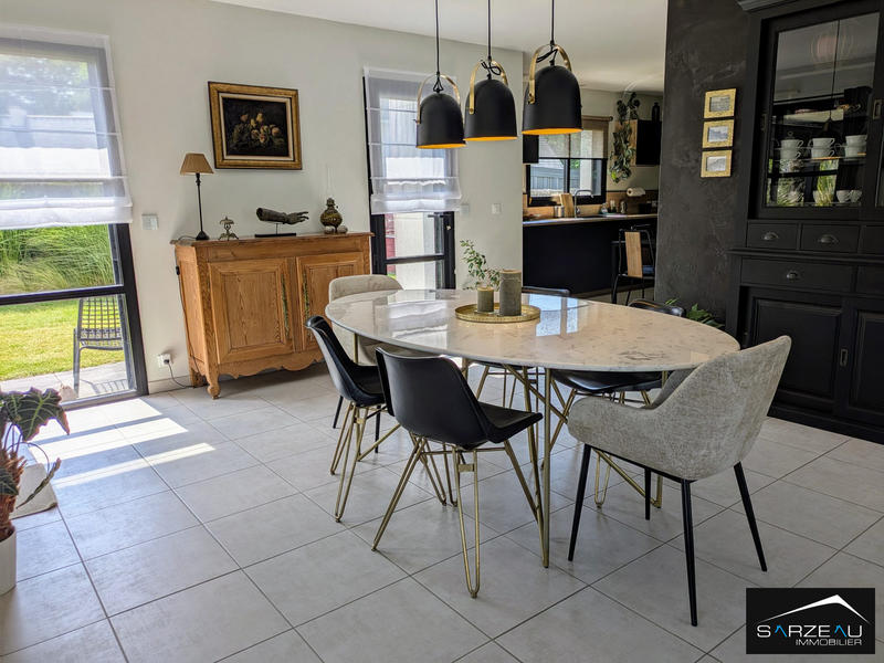 Maison - 160 m² - 6 pièces