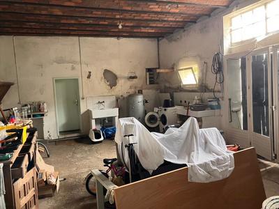 Maison - 130 m² - 1 pièce