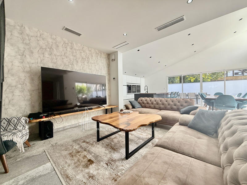 Villa - 165 m² - 7 pièces