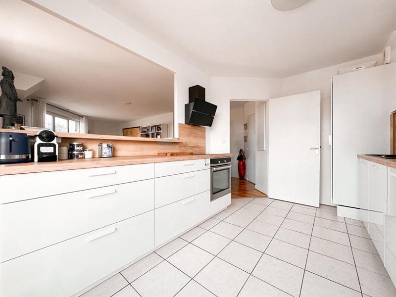 Appartement - 75 m² - 3 pièces