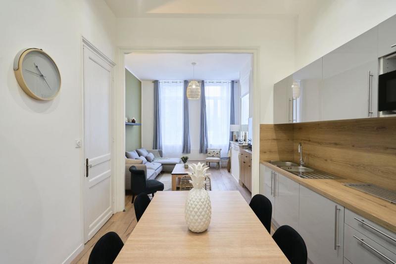 Maison - 153 m² - 8 pièces