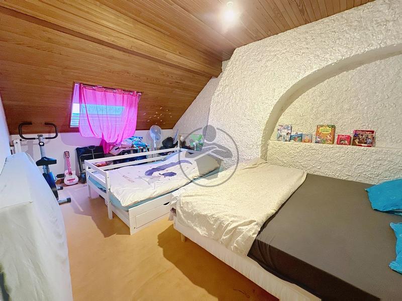 Immeuble - 188 m² - 7 pièces