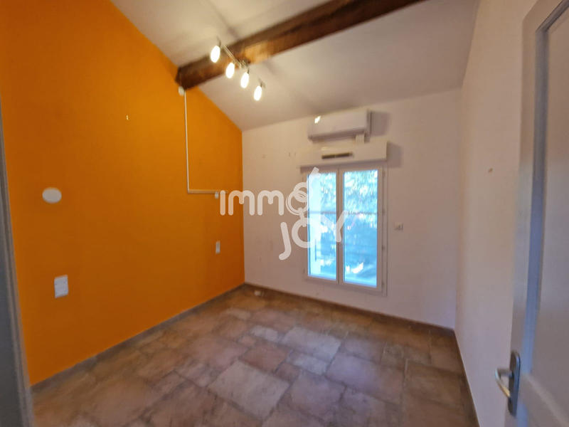 Maison - 206 m² - 6 pièces