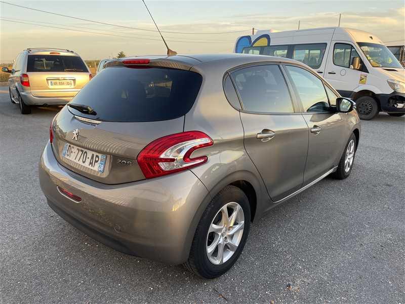 Peugeot 208 5p Style 1.2 Vti 82cv