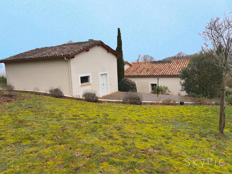 Maison - 148 m² - 5 pièces