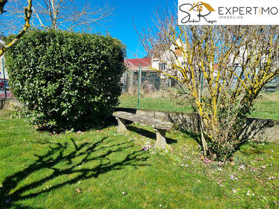 Maison - 228 m² - 9 pièces