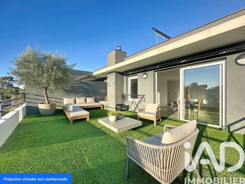 Appartement - 98 m² - 4 pièces