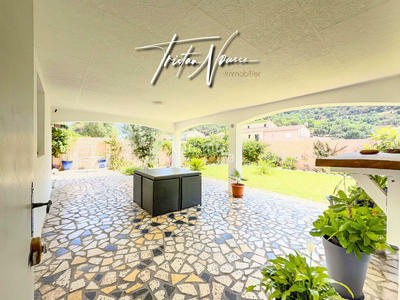 Maison - 185 m² - 6 pièces