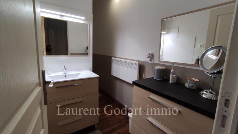 Maison - 342 m² - 14 pièces