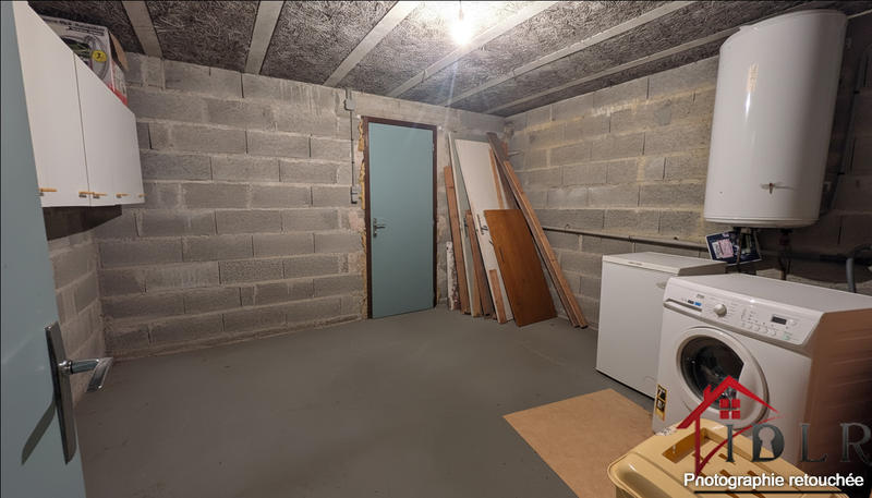 Maison - 210 m² - 6 pièces