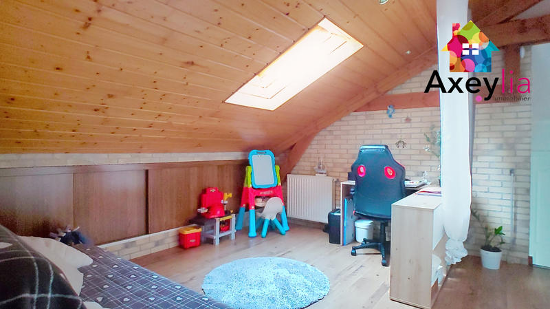 Maison - 108 m² - 5 pièces