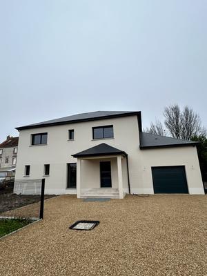 Maison contemporaine - 192 m² - 7 pièces