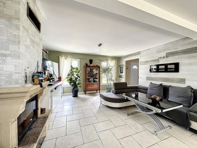 Maison - 182 m² - 6 pièces