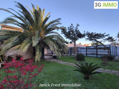 Maison - 152 m² - 7 pièces