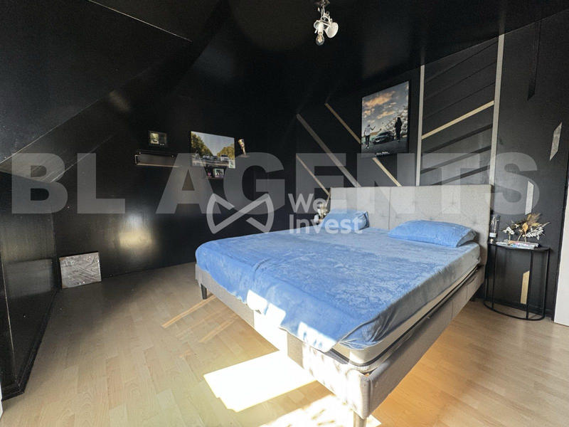 Maison - 98 m² - 5 pièces