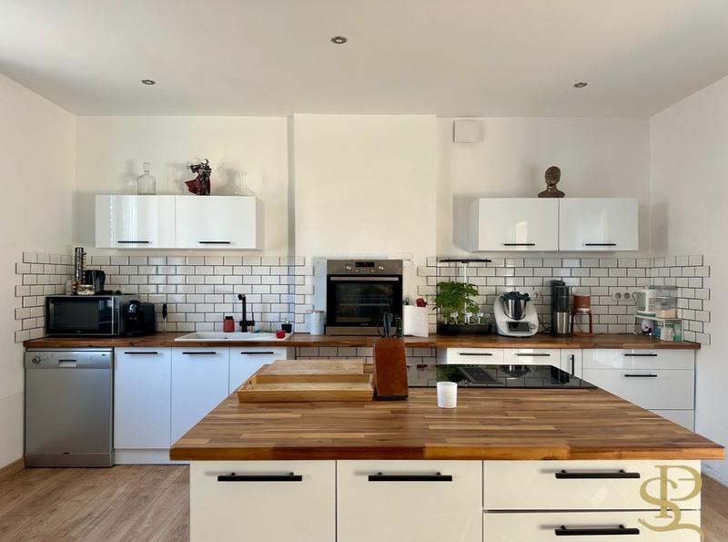 Maison - 158 m² - 7 pièces