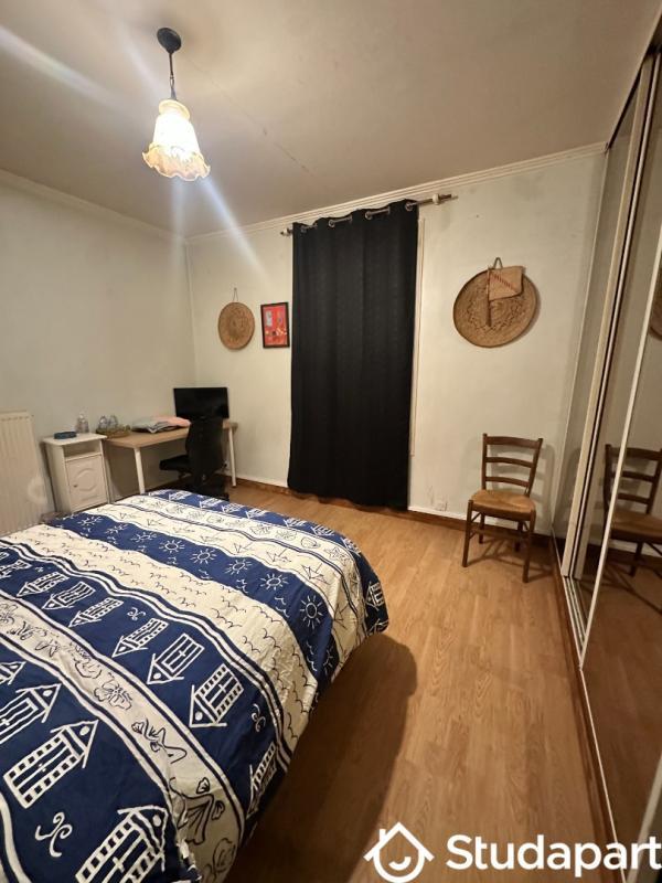 Chambre - 16 m² - 1 pièce