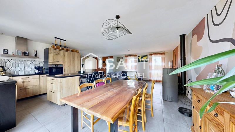 Maison - 115 m² - 5 pièces