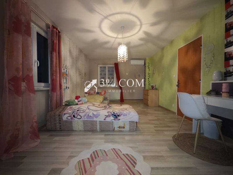 Maison - 135 m² - 6 pièces