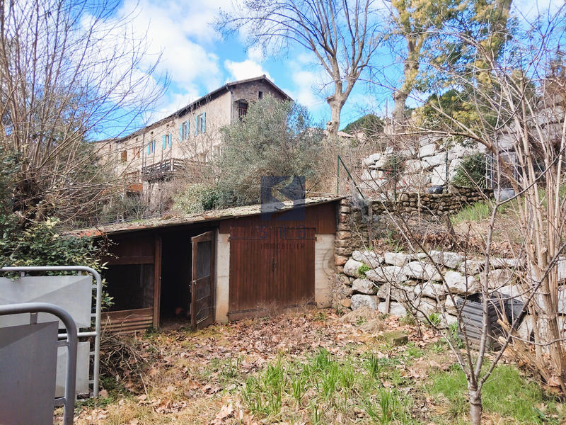 Maison - 140 m² - 6 pièces