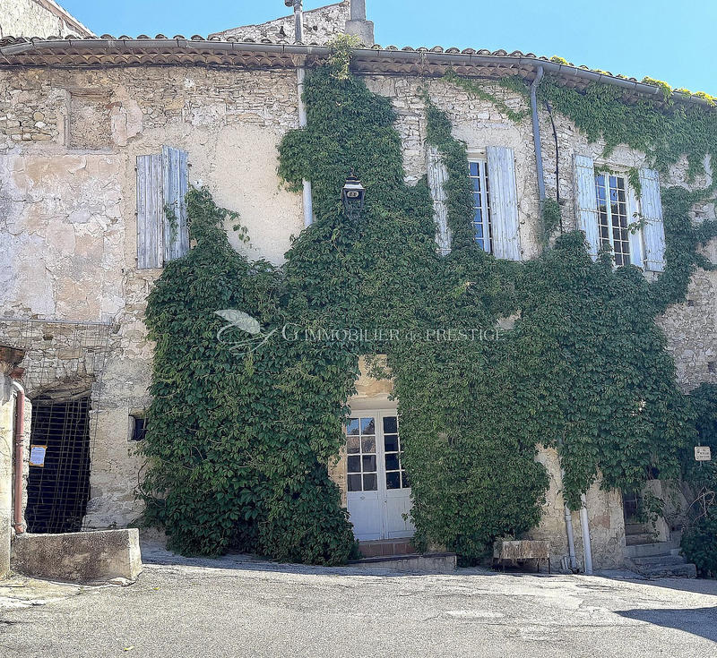 Maison de village - 200 m² - 9 pièces