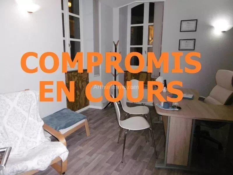 Maison - 212 m² - 8 pièces